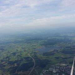 Flugwegposition um 15:36:27: Aufgenommen in der Nähe von Pinswang, Österreich in 2325 Meter