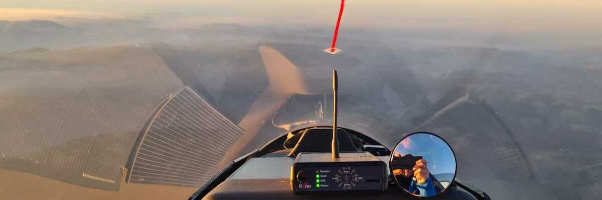 Flugwegposition um 15:14:22: Aufgenommen in der Nähe von Okres Bruntál, Tschechien in 2647 Meter
