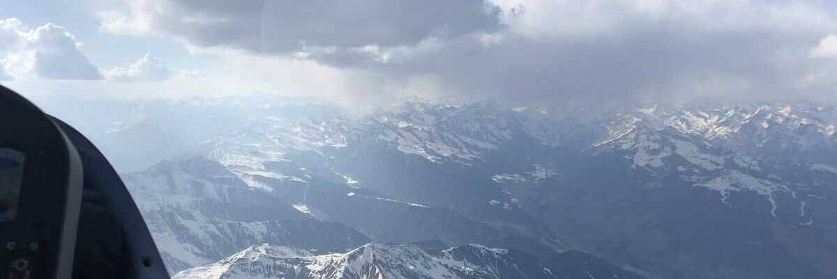 Flugwegposition um 14:30:04: Aufgenommen in der Nähe von Franzensfeste, Autonome Provinz Bozen - Südtirol, Italien in 3584 Meter