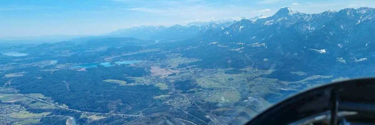 Flugwegposition um 09:52:34: Aufgenommen in der Nähe von Villach, Österreich in 1578 Meter