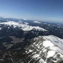 Flugwegposition um 13:09:31: Aufgenommen in der Nähe von Kapellen, Österreich in 2568 Meter