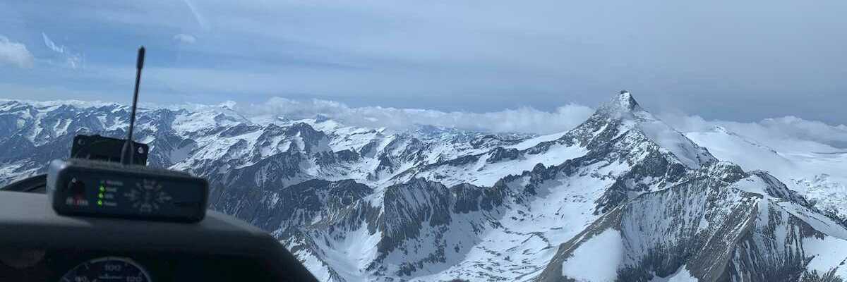 Verortung via Georeferenzierung der Kamera: Aufgenommen in der Nähe von Gemeinde Kals am Großglockner, 9981, Österreich in 3500 Meter