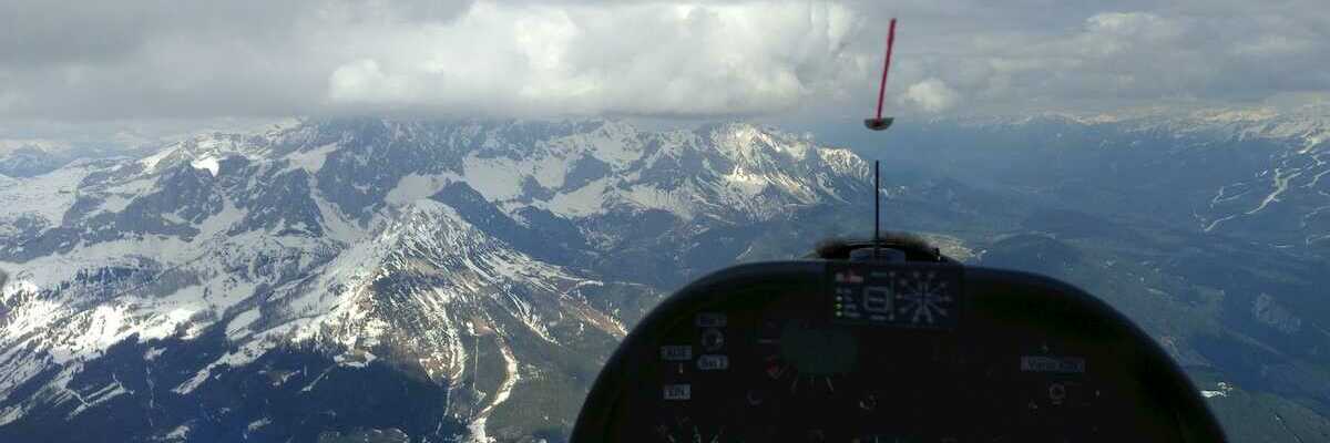Flugwegposition um 13:46:25: Aufgenommen in der Nähe von Gemeinde Filzmoos, 5532, Österreich in 2947 Meter