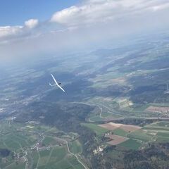 Flugwegposition um 12:20:44: Aufgenommen in der Nähe von Neumarkt in der Oberpfalz, Deutschland in 1989 Meter