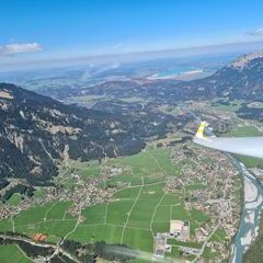 Flugwegposition um 12:09:02: Aufgenommen in der Nähe von Gemeinde Ehenbichl, Österreich in 1938 Meter