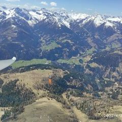 Flugwegposition um 10:41:38: Aufgenommen in der Nähe von Gemeinde Lesachtal, Österreich in 2398 Meter