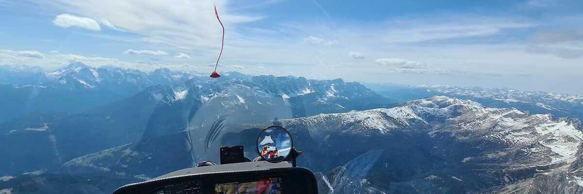 Flugwegposition um 13:45:29: Aufgenommen in der Nähe von 32040 San Pietro di Cadore, Belluno, Italien in 3077 Meter