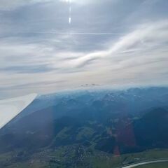 Flugwegposition um 14:20:50: Aufgenommen in der Nähe von Gemeinde Niederndorferberg, 6346, Österreich in 2389 Meter