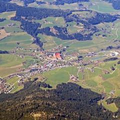 Flugwegposition um 13:34:17: Aufgenommen in der Nähe von Gemeinde Friesach, Österreich in 2953 Meter