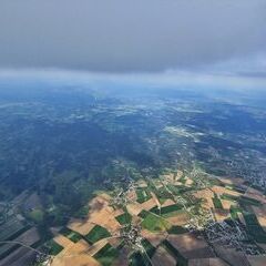 Flugwegposition um 12:50:55: Aufgenommen in der Nähe von Gemeinde Gerersdorf, 3385 Gerersdorf, Österreich in 2388 Meter