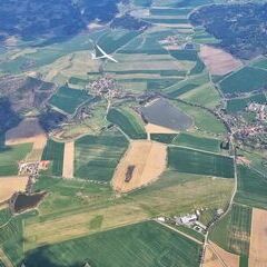Flugwegposition um 11:18:57: Aufgenommen in der Nähe von Okres Prachatice, Tschechien in 1759 Meter