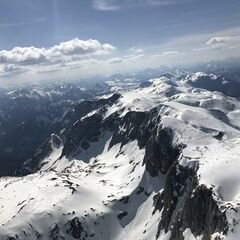Flugwegposition um 13:38:27: Aufgenommen in der Nähe von Gemeinde Thörl, Österreich in 2405 Meter