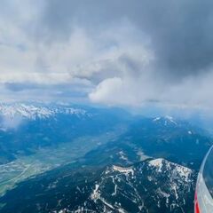 Flugwegposition um 11:23:03: Aufgenommen in der Nähe von Gemeinde Kalwang, 8775, Österreich in 2499 Meter