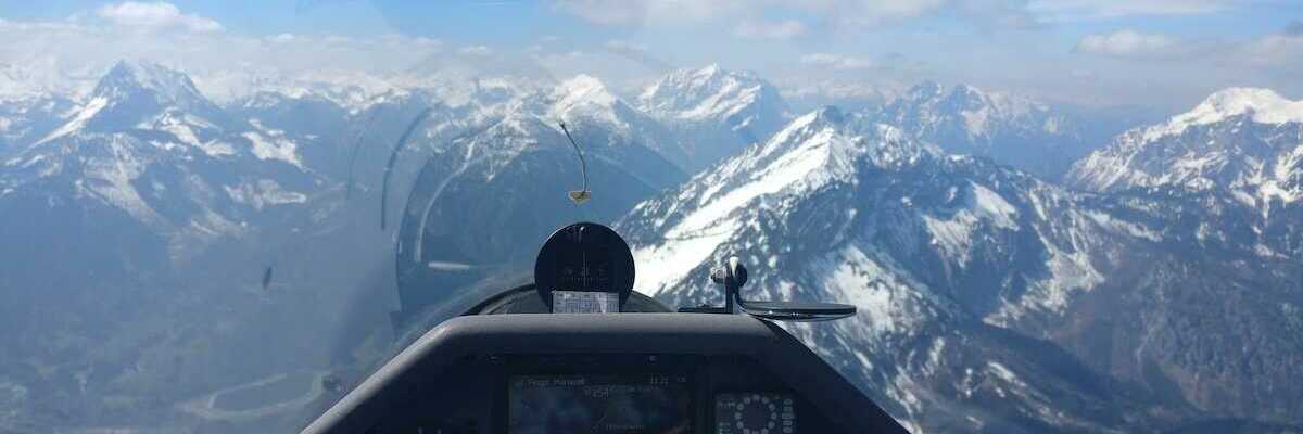 Flugwegposition um 09:21:30: Aufgenommen in der Nähe von Landl, Österreich in 2049 Meter