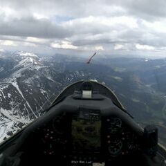 Flugwegposition um 14:17:20: Aufgenommen in der Nähe von Treglwang, Österreich in 2563 Meter