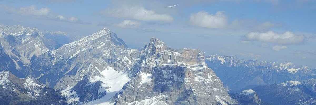 Flugwegposition um 12:52:46: Aufgenommen in der Nähe von 32022 Alleghe, Belluno, Italien in 3110 Meter