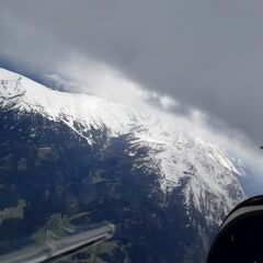 Flugwegposition um 14:45:43: Aufgenommen in der Nähe von Gemeinde Fließ, Fließ, Österreich in 3235 Meter