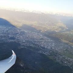 Flugwegposition um 17:55:12: Aufgenommen in der Nähe von Innsbruck, Österreich in 1981 Meter