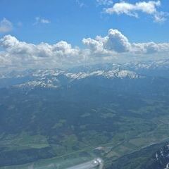 Flugwegposition um 12:35:17: Aufgenommen in der Nähe von Stainach-Pürgg, Österreich in 2619 Meter