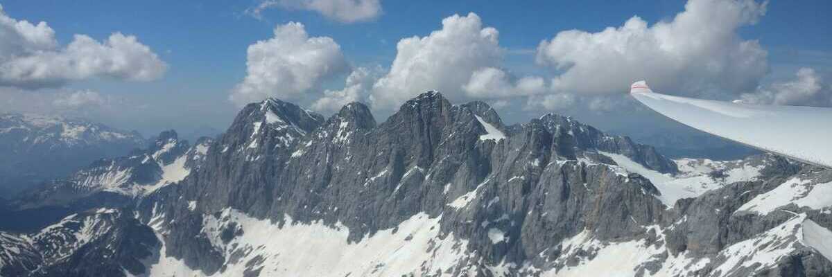 Flugwegposition um 12:56:25: Aufgenommen in der Nähe von Gemeinde Ramsau am Dachstein, 8972, Österreich in 2799 Meter
