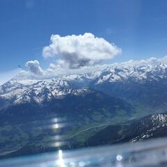 Flugwegposition um 12:00:53: Aufgenommen in der Nähe von Gemeinde Maria Alm am Steinernen Meer, 5761, Österreich in 2745 Meter