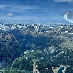 Flugwegposition um 12:02:05: Aufgenommen in der Nähe von 23020 Lanzada, Sondrio, Italien in 3239 Meter