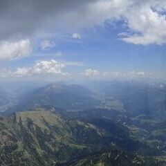 Flugwegposition um 11:06:20: Aufgenommen in der Nähe von Gemeinde Lesachtal, Österreich in 2825 Meter