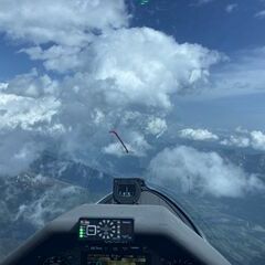 Flugwegposition um 13:21:47: Aufgenommen in der Nähe von Gemeinde Nikolsdorf, Österreich in 3158 Meter