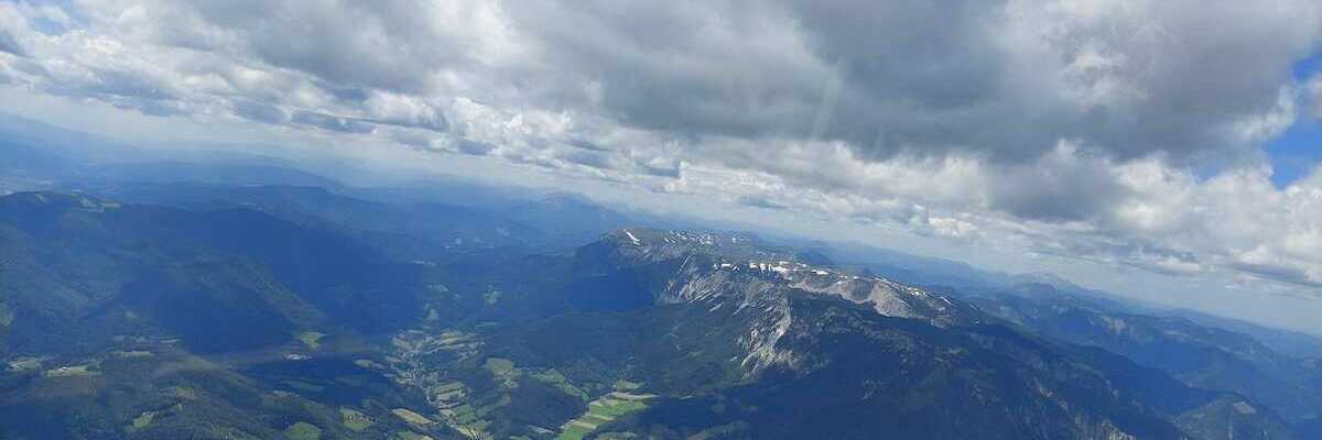 Flugwegposition um 11:39:12: Aufgenommen in der Nähe von Gemeinde Payerbach, Österreich in 2403 Meter