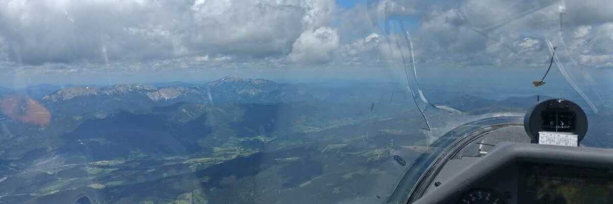 Flugwegposition um 11:21:26: Aufgenommen in der Nähe von Gemeinde St. Kathrein am Hauenstein, Österreich in 2549 Meter