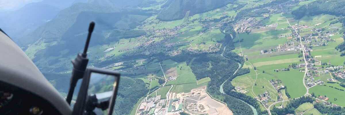 Flugwegposition um 11:14:32: Aufgenommen in der Nähe von Gemeinde Grünburg, Österreich in 1459 Meter