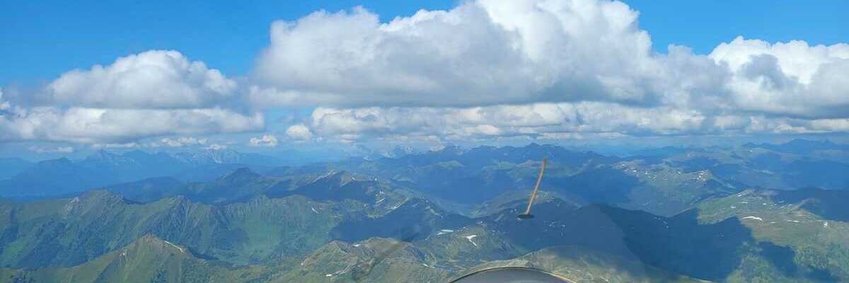 Flugwegposition um 15:58:35: Aufgenommen in der Nähe von Donnersbachwald, 8953, Österreich in 2596 Meter