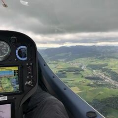 Flugwegposition um 13:31:39: Aufgenommen in der Nähe von Sissach, Schweiz in 1136 Meter