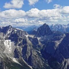 Flugwegposition um 13:42:27: Aufgenommen in der Nähe von 39030 Sexten, Autonome Provinz Bozen - Südtirol, Italien in 2950 Meter