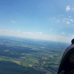 Flugwegposition um 12:43:42: Aufgenommen in der Nähe von Enzkreis, Deutschland in 1212 Meter