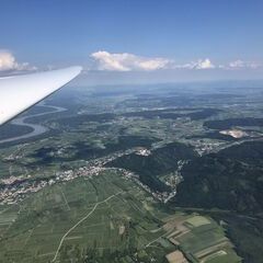 Flugwegposition um 14:35:48: Aufgenommen in der Nähe von Gemeinde Bergern im Dunkelsteinerwald, Österreich in 1508 Meter
