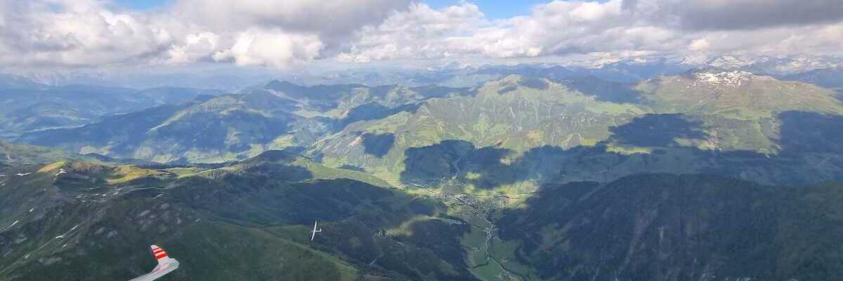 Flugwegposition um 15:43:34: Aufgenommen in der Nähe von Gemeinde Rauris, 5661, Österreich in 2694 Meter