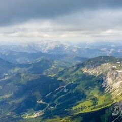 Flugwegposition um 10:25:20: Aufgenommen in der Nähe von Veitsch, St. Barbara im Mürztal, Österreich in 2477 Meter