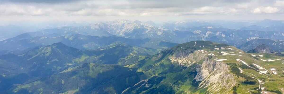Flugwegposition um 10:25:20: Aufgenommen in der Nähe von Veitsch, St. Barbara im Mürztal, Österreich in 2477 Meter