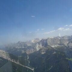 Flugwegposition um 13:04:41: Aufgenommen in der Nähe von Garmisch-Partenkirchen, Deutschland in 2501 Meter