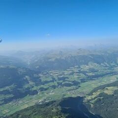 Flugwegposition um 16:20:26: Aufgenommen in der Nähe von Gemeinde Hollersbach im Pinzgau, Hollersbach im Pinzgau, Österreich in 2891 Meter