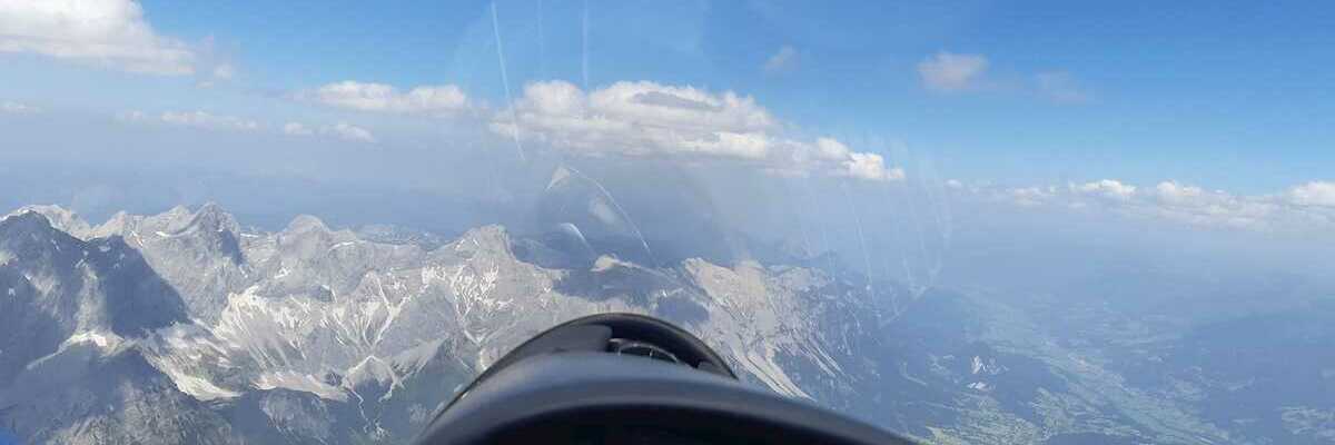 Verortung via Georeferenzierung der Kamera: Aufgenommen in der Nähe von Gemeinde Filzmoos, 5532, Österreich in 3600 Meter