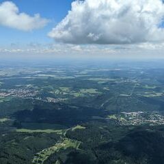 Flugwegposition um 10:28:08: Aufgenommen in der Nähe von Okres Český Krumlov, Tschechien in 1579 Meter