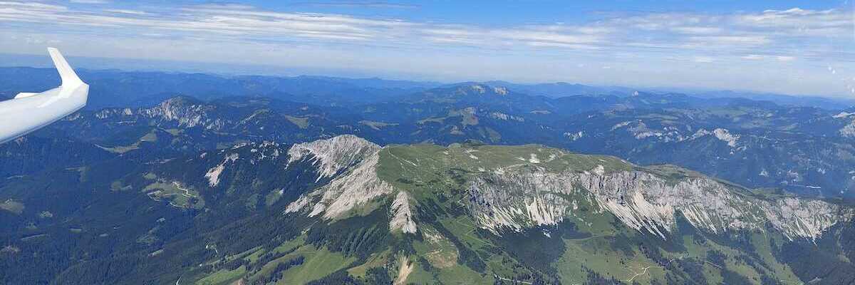 Flugwegposition um 13:27:33: Aufgenommen in der Nähe von Gemeinde Turnau, Österreich in 2394 Meter