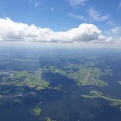 Flugwegposition um 13:22:00: Aufgenommen in der Nähe von Freyung-Grafenau, Deutschland in 2363 Meter