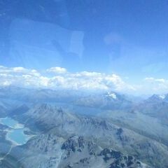 Flugwegposition um 13:57:13: Aufgenommen in der Nähe von Bezirk Inn, Schweiz in 3966 Meter