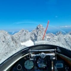 Flugwegposition um 12:12:31: Aufgenommen in der Nähe von Gemeinde Ramsau am Dachstein, 8972, Österreich in 2750 Meter