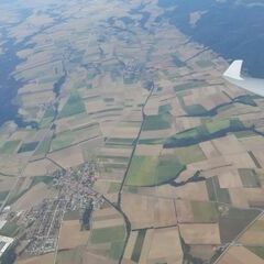 Flugwegposition um 14:00:44: Aufgenommen in der Nähe von Gemeinde Horn, Horn, Österreich in 2145 Meter