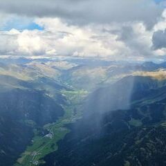 Flugwegposition um 12:45:52: Aufgenommen in der Nähe von Toblach, Autonome Provinz Bozen - Südtirol, Italien in 2883 Meter