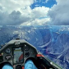 Flugwegposition um 13:05:06: Aufgenommen in der Nähe von 39030 Prags, Autonome Provinz Bozen - Südtirol, Italien in 3057 Meter